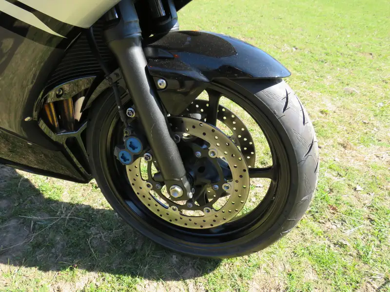 2005 Yamaha YZF R6 599cc-Sold