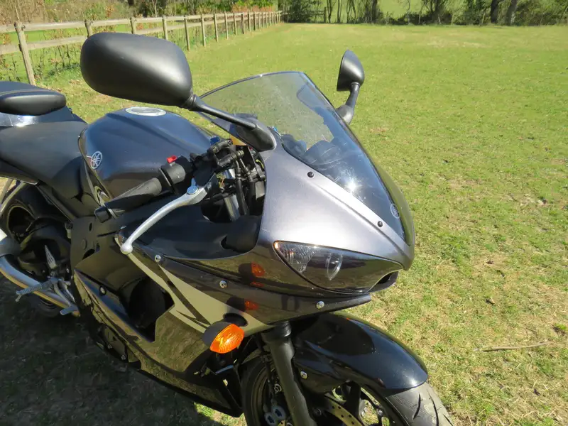 2005 Yamaha YZF R6 599cc-Sold