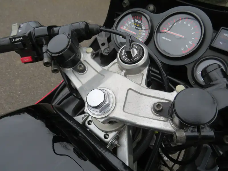1985 Yamaha RD500LC 492cc-Sold