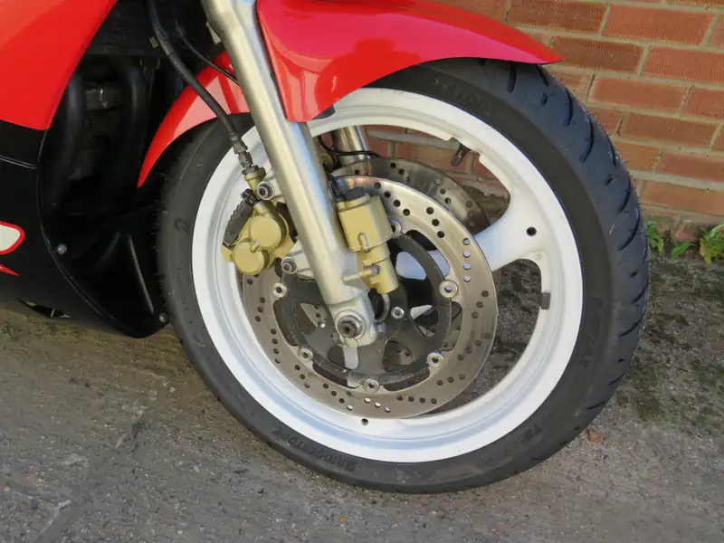 1987 Ssuzuki GSX-R1100J 1074cc-Sold