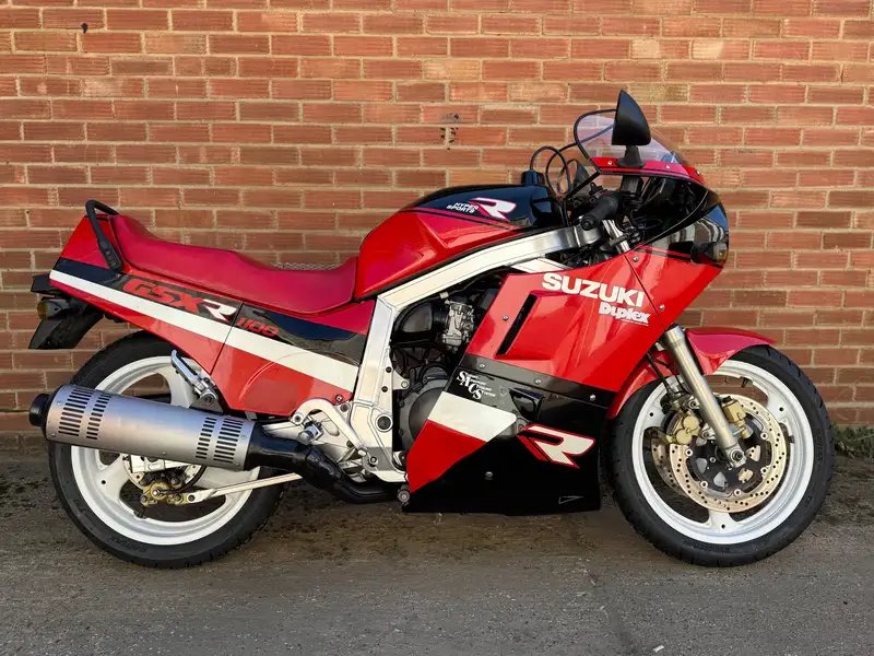 1987 Ssuzuki GSX-R1100J 1074cc-Sold