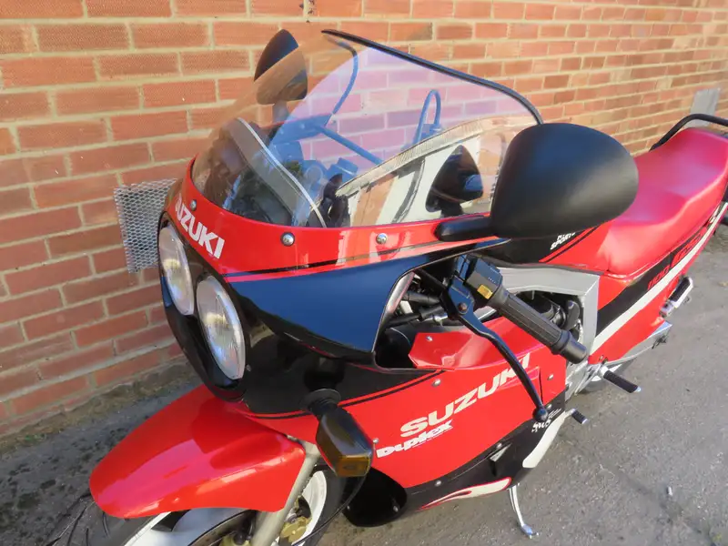 1987 Ssuzuki GSX-R1100J 1074cc-Sold