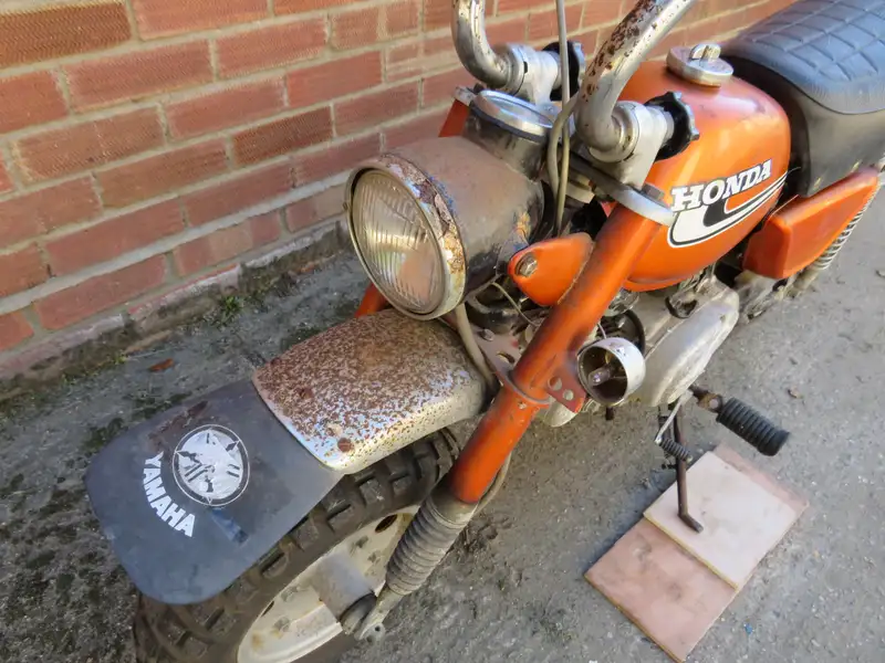 ミニョクさつき Honda Z50 1976 Yellow - YouTube