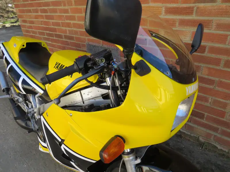 1984 Yamaha RZV500R 499cc-Sold