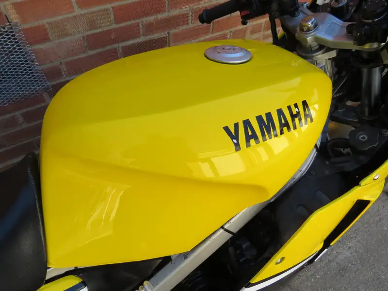 1984 Yamaha RZV500R 499cc-Sold