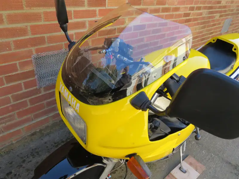 1984 Yamaha RZV500R 499cc-Sold