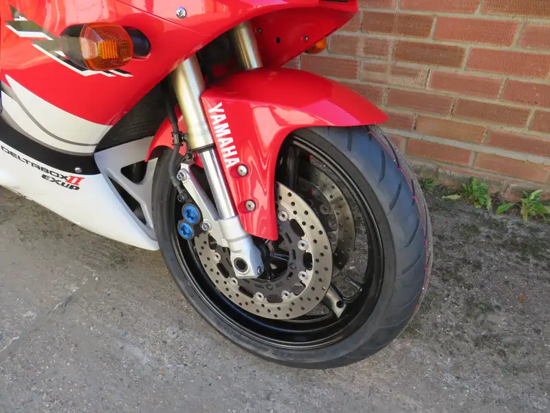 2000 Yamaha YZF-R1 998cc-Sold