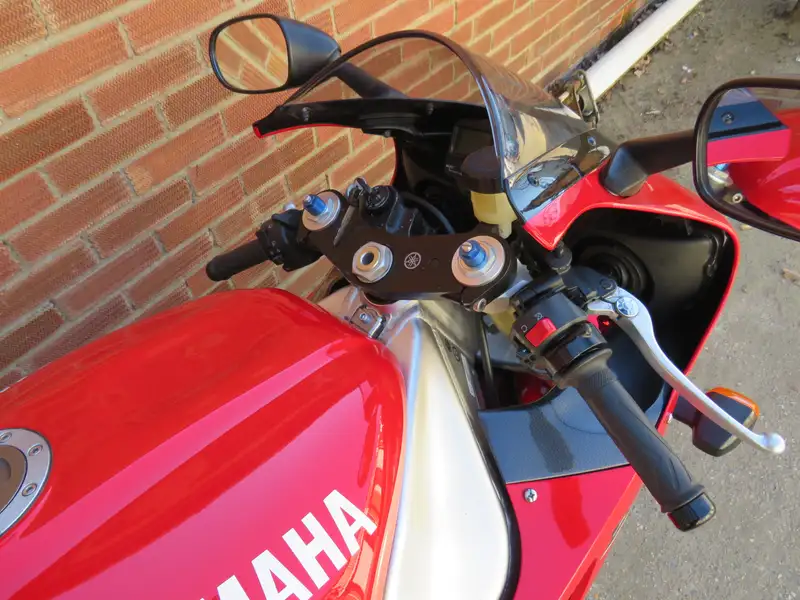 2000 Yamaha YZF-R1 998cc-Sold