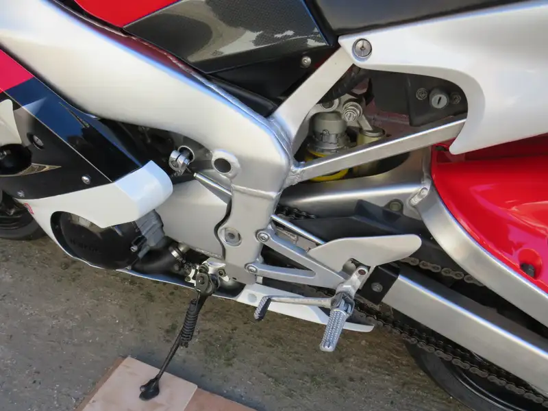 2000 Yamaha YZF-R1 998cc-Sold