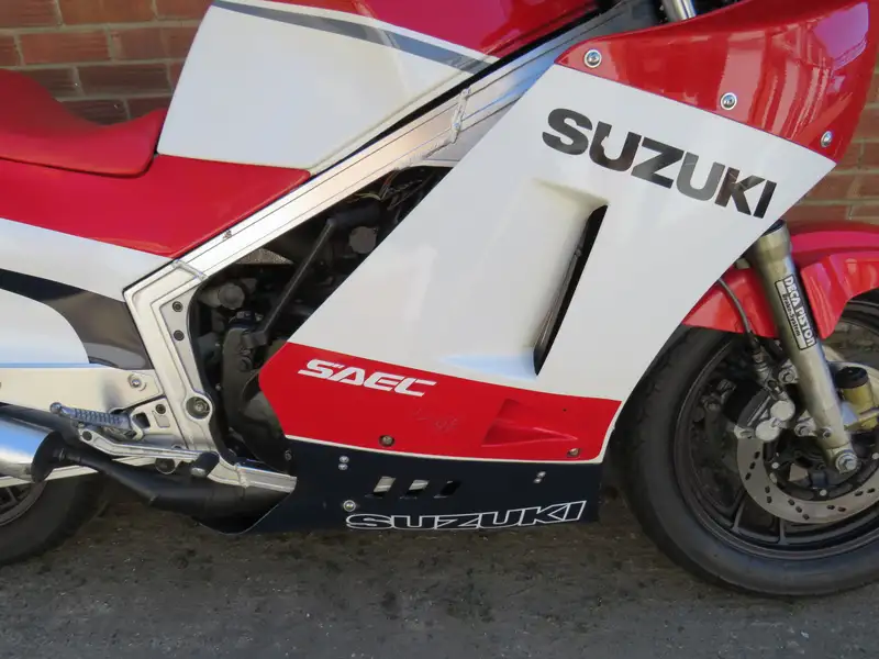 1985 Suzuki RG400 397cc-For Sale