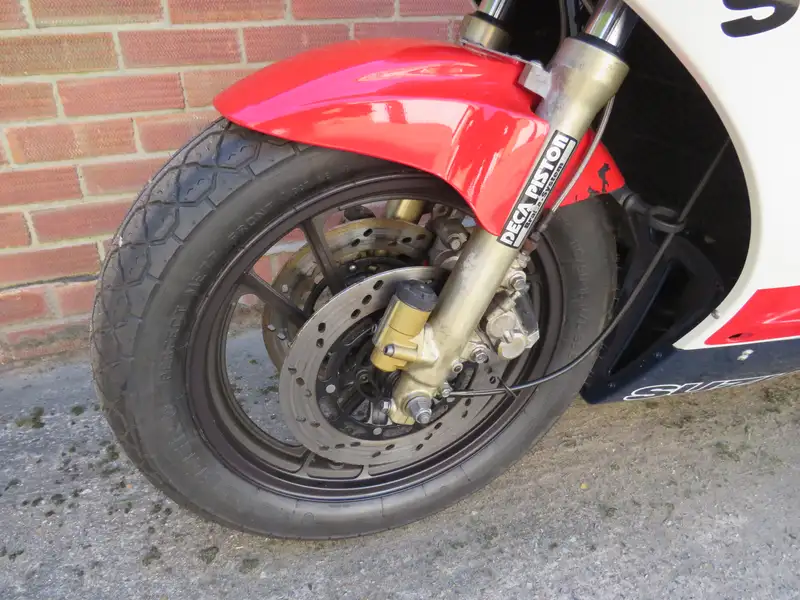 1985 Suzuki RG400 397cc-For Sale