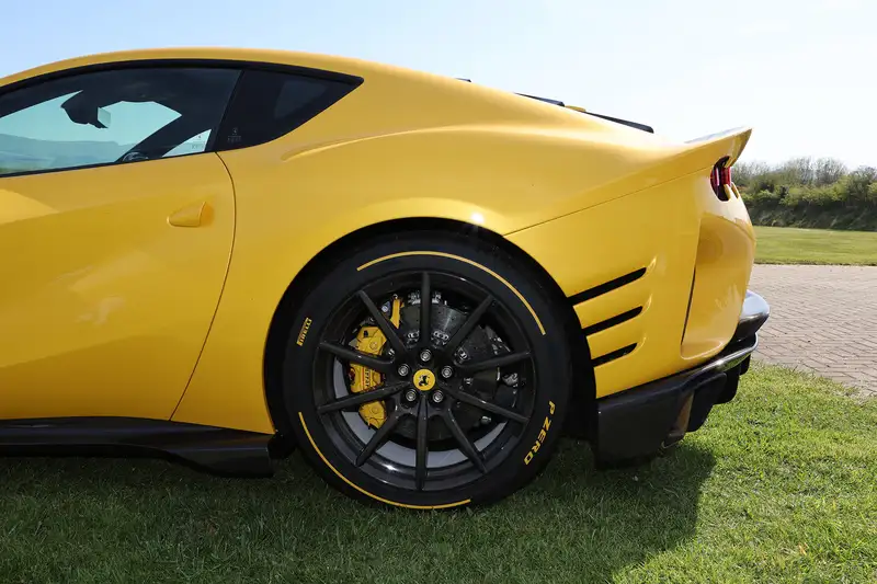 2022 Ferrari 812 Competitzione-Sold
