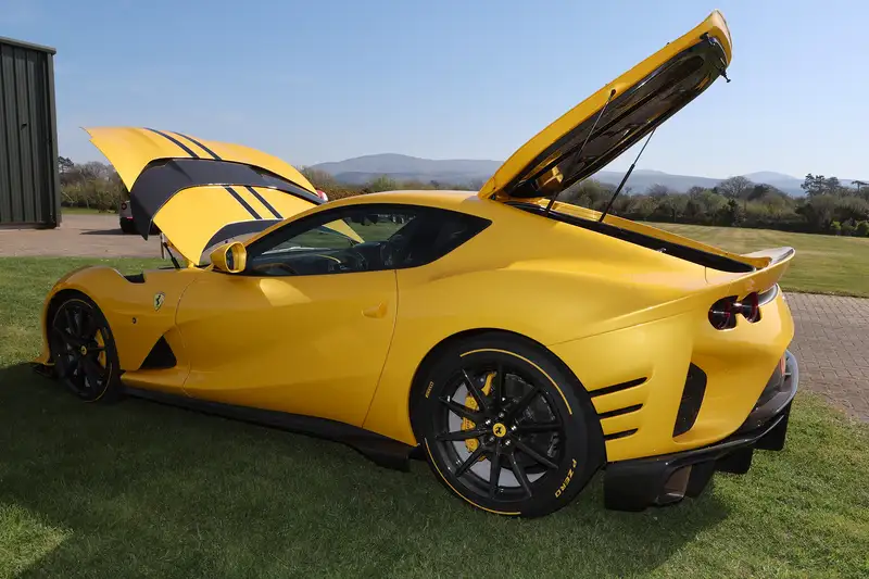 2022 Ferrari 812 Competitzione-Sold