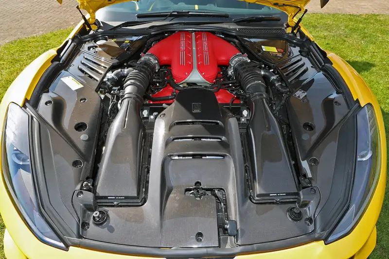 2022 Ferrari 812 Competitzione-Sold