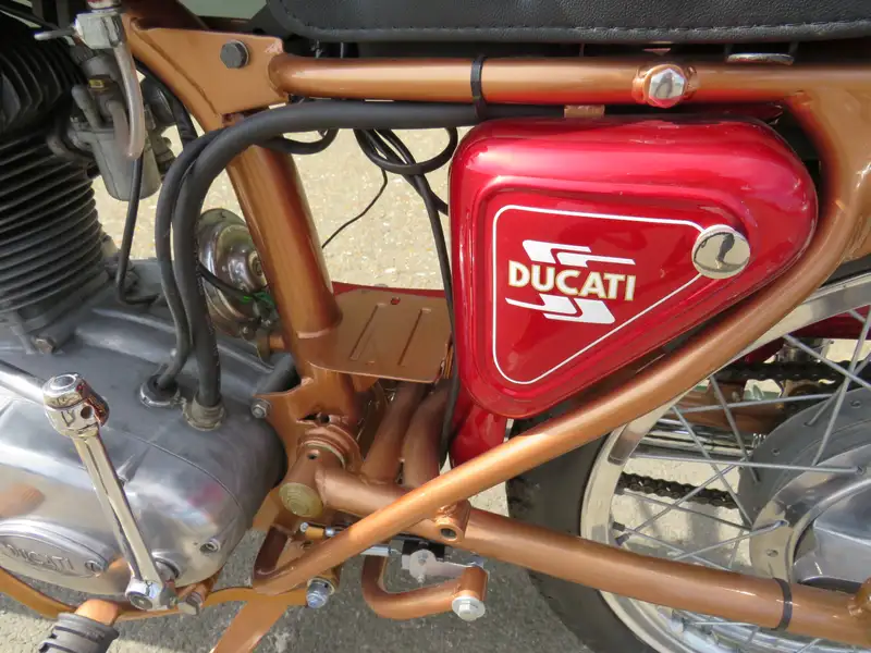 1961 Ducati 200 Elite 200cc-For Sale