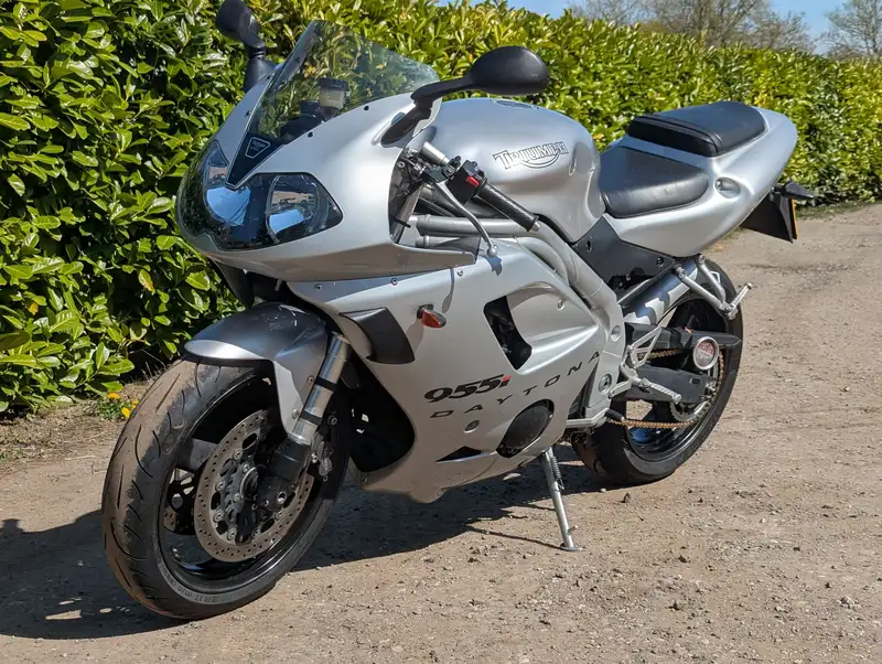 2001 Triumph Daytona 955i 955cc-Sold