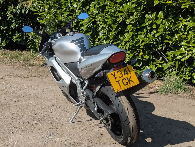2001 Triumph Daytona 955i 955cc-Sold
