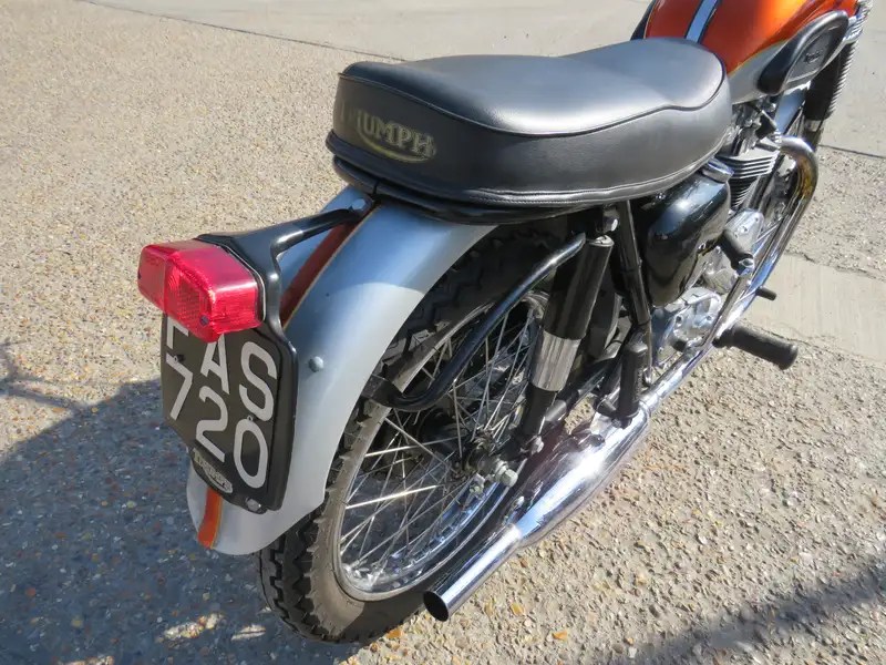 1960 Triumph T110 Tiger 649cc-Sold