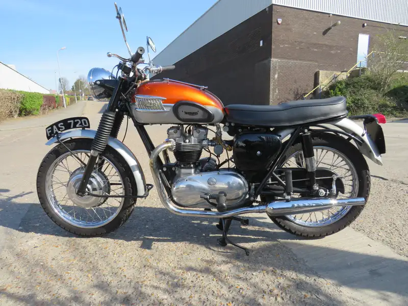 1960 Triumph T110 Tiger 649cc-Sold