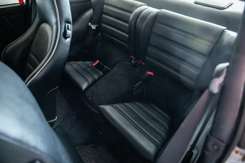 1989 Porcshe 911 3.2 Carrera Sport Coupé - barn find-Sold
