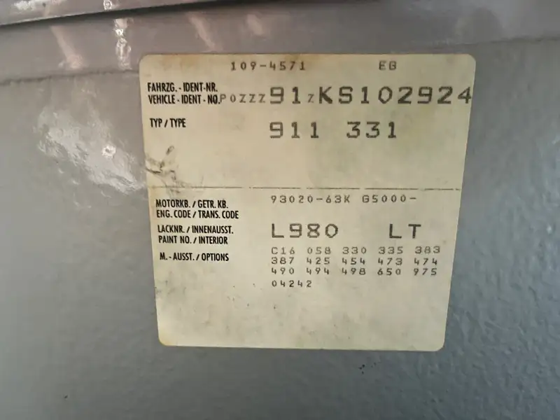 1989 Porcshe 911 3.2 Carrera Sport Coupé - barn find-Sold