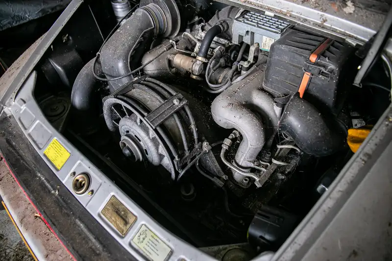 1989 Porcshe 911 3.2 Carrera Sport Coupé - barn find-Sold