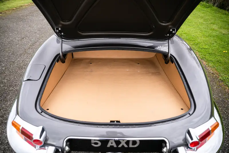 1962 Jaguar E-Type Series I Roadster 4.2-Litre Eagle-Sold