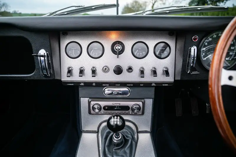 1962 Jaguar E-Type Series I Roadster 4.2-Litre Eagle-Sold