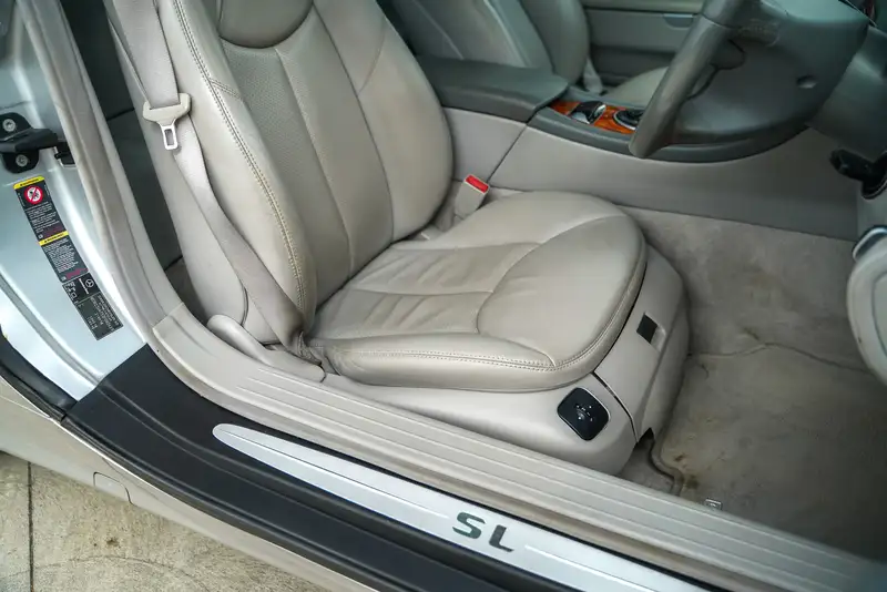 2003 Mercedes-Benz SL500 (R230)-Sold