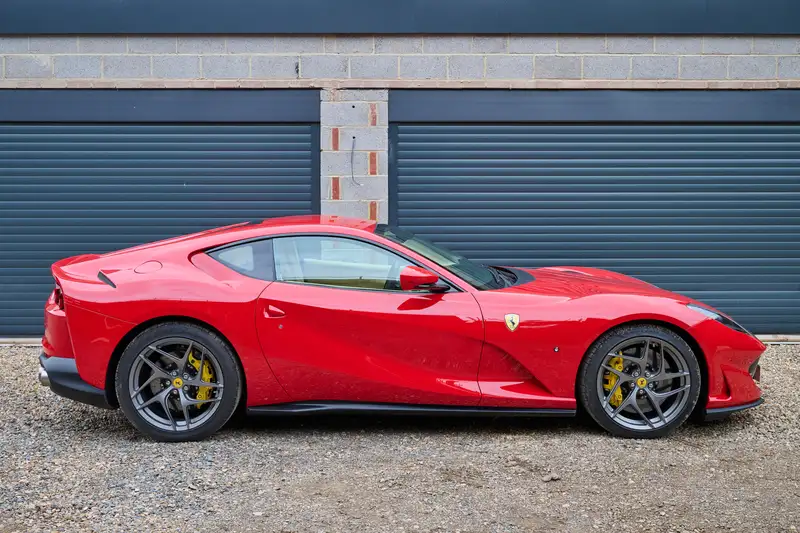 2019 Ferrari 812 Superfast-For Sale