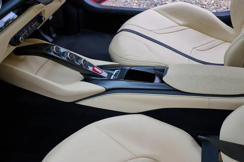 2019 Ferrari 812 Superfast-For Sale
