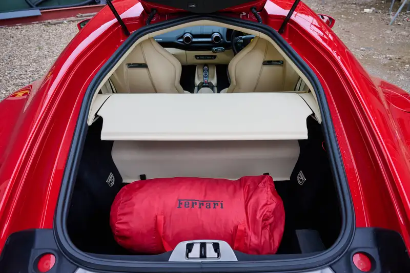 2019 Ferrari 812 Superfast-For Sale