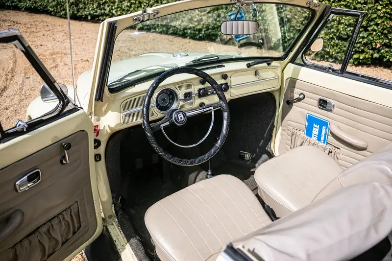 1967 Volkswagen Beetle with Bespoke Retail Trailer - Offered-Sold