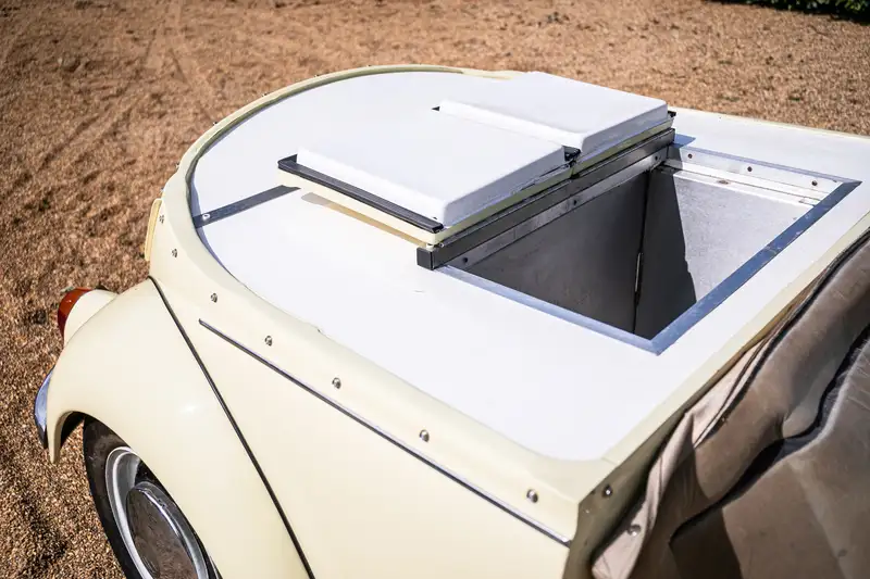 1967 Volkswagen Beetle with Bespoke Retail Trailer - Offered-Sold
