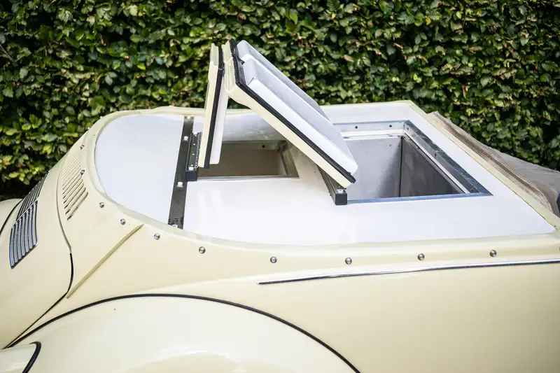 1967 Volkswagen Beetle with Bespoke Retail Trailer - Offered-Sold