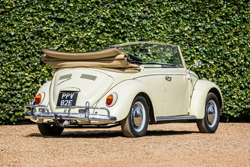 1967 Volkswagen Beetle with Bespoke Retail Trailer - Offered-Sold