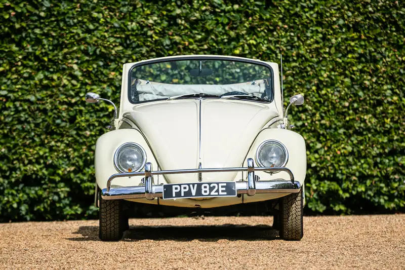 1967 Volkswagen Beetle with Bespoke Retail Trailer - Offered-Sold