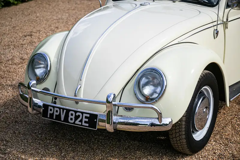 1967 Volkswagen Beetle with Bespoke Retail Trailer - Offered-Sold