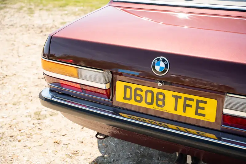 1986 BMW 525E  (E28)-Sold