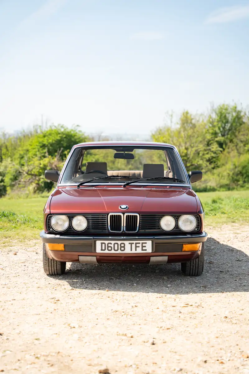 1986 BMW 525E  (E28)-Sold