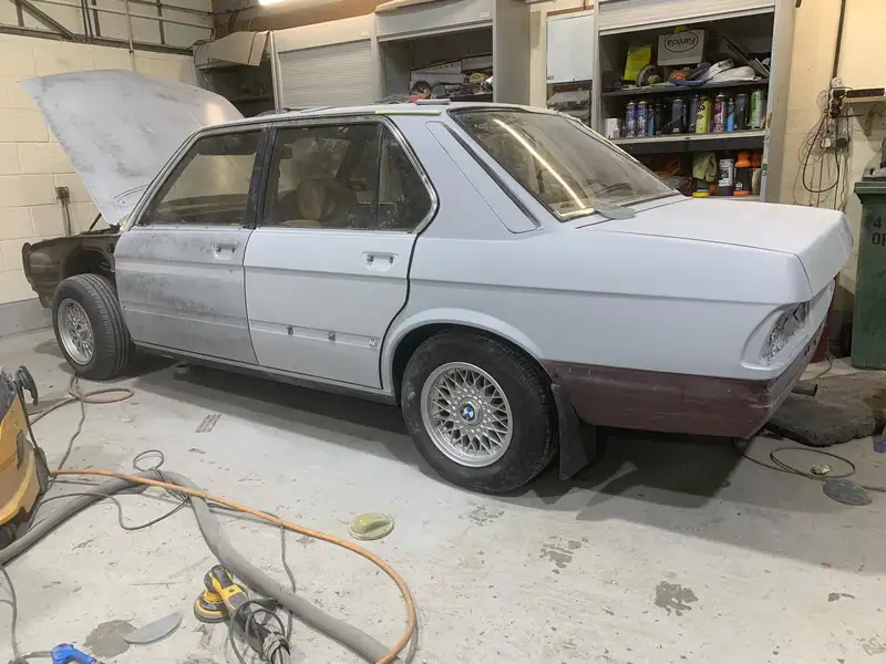 1986 BMW 525E  (E28)-Sold