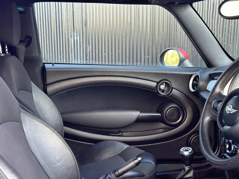 2013 Mini Cooper Clubvan (Woody)-Sold
