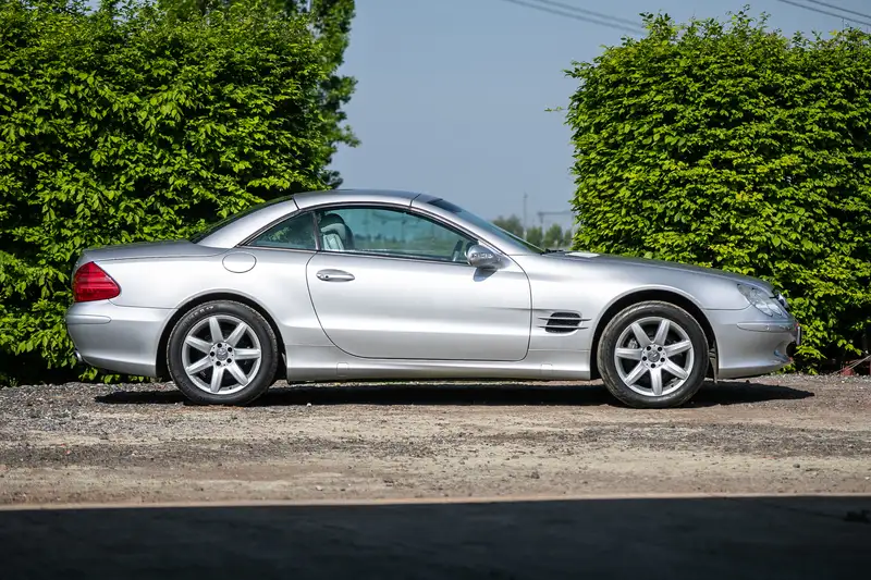 2002 Mercedes-Benz SL500 (R230)-Sold