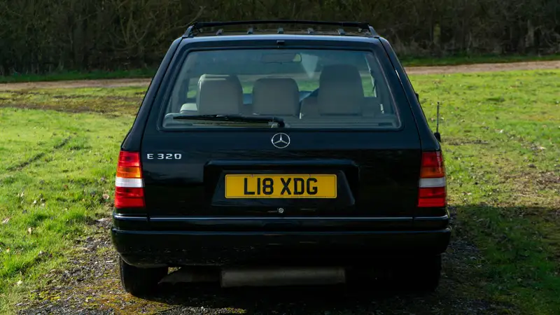 1993 Mercedes-Benz E320 W124 Estate-For Sale