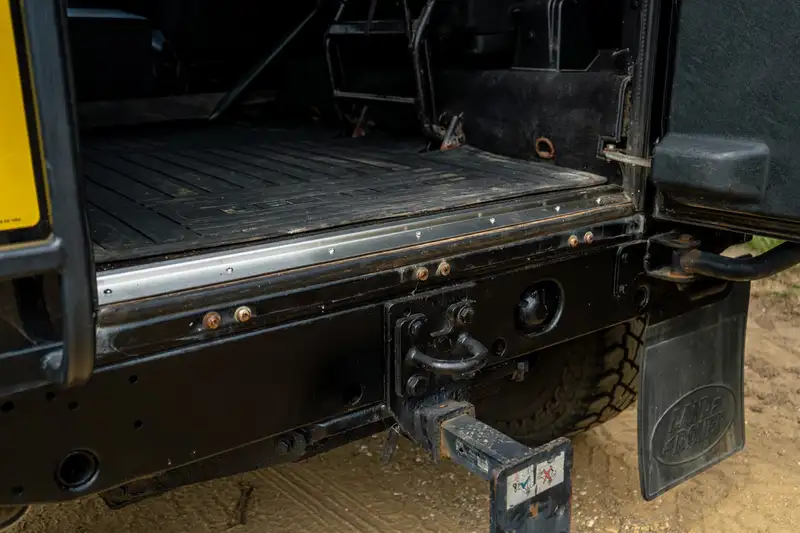 2007 Land Rover Defender 90 XS SW SWB-Sold