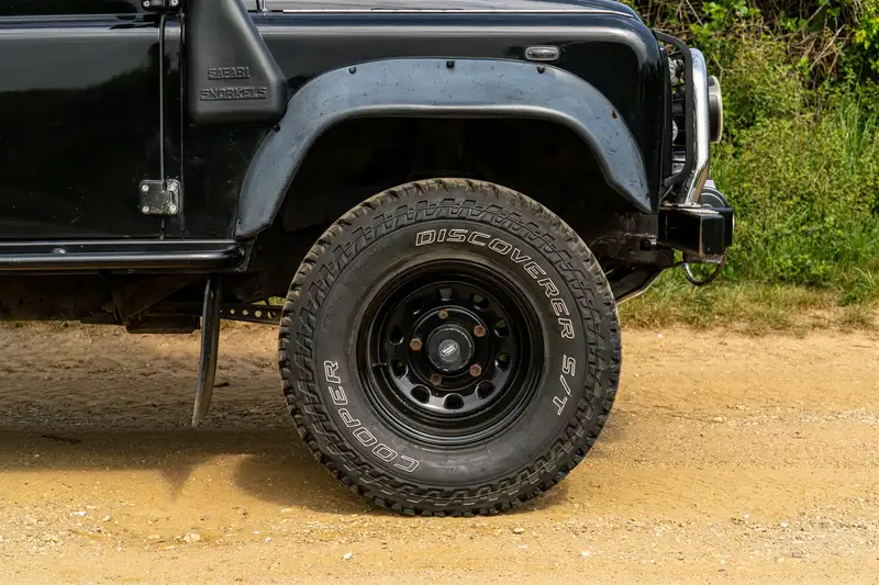 2007 Land Rover Defender 90 XS SW SWB-Sold