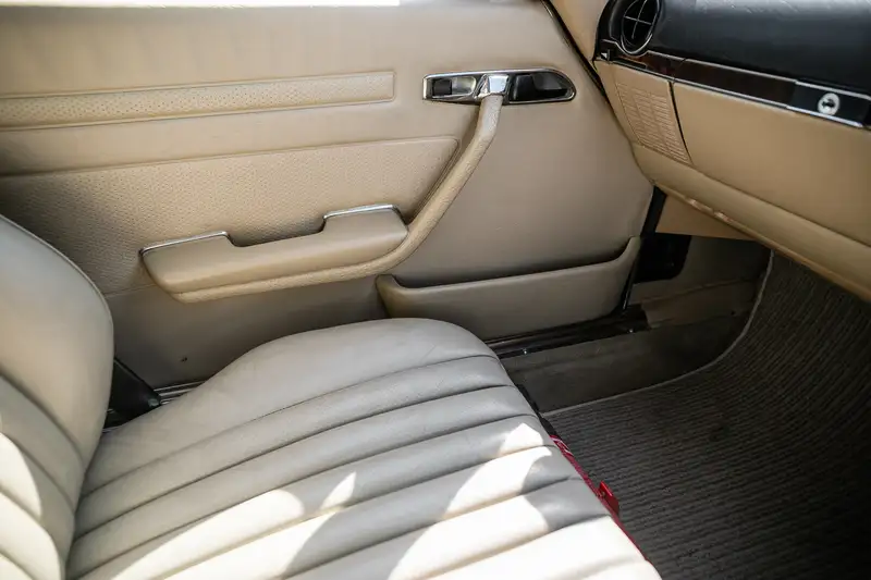 1988 Mercedes-Benz 300 SL (R107)-Sold