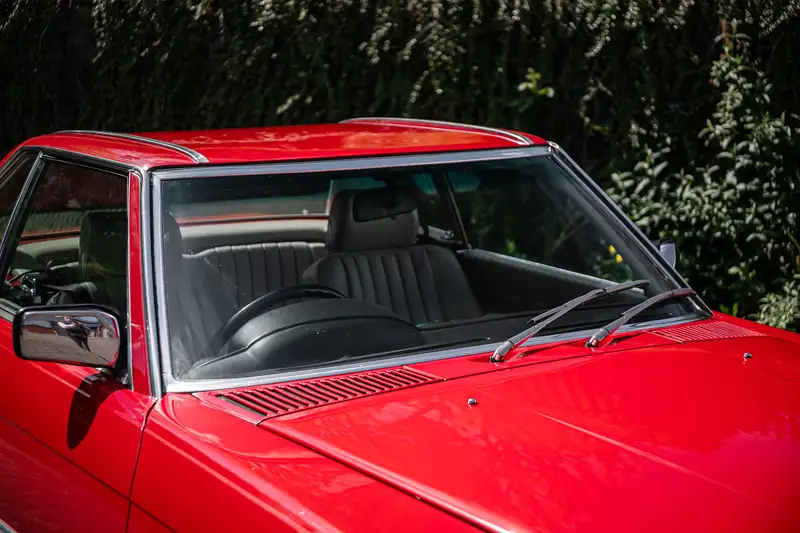 1988 Mercedes-Benz 300 SL (R107)-Sold