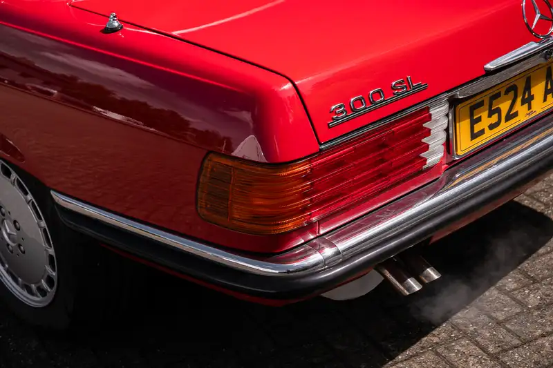 1988 Mercedes-Benz 300 SL (R107)-Sold