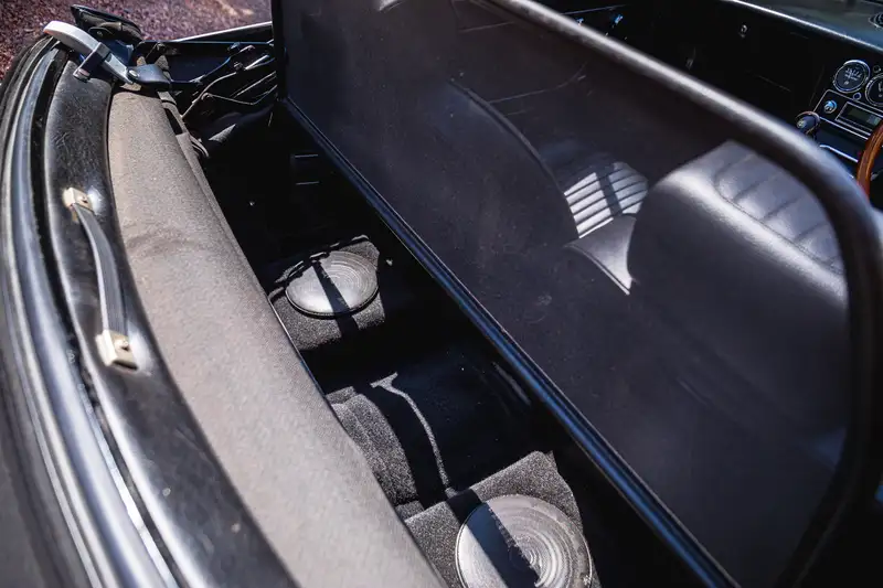 1975 Alfa Romeo 2000 Spider Veloce-Sold